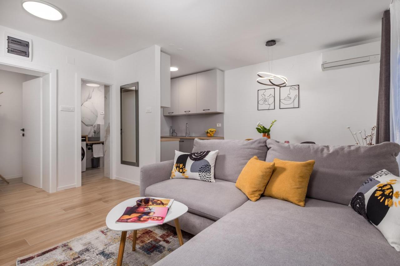 Modern Apartment Di Piu With Free 20M2 Garage Parking Rijeka Eksteriør billede